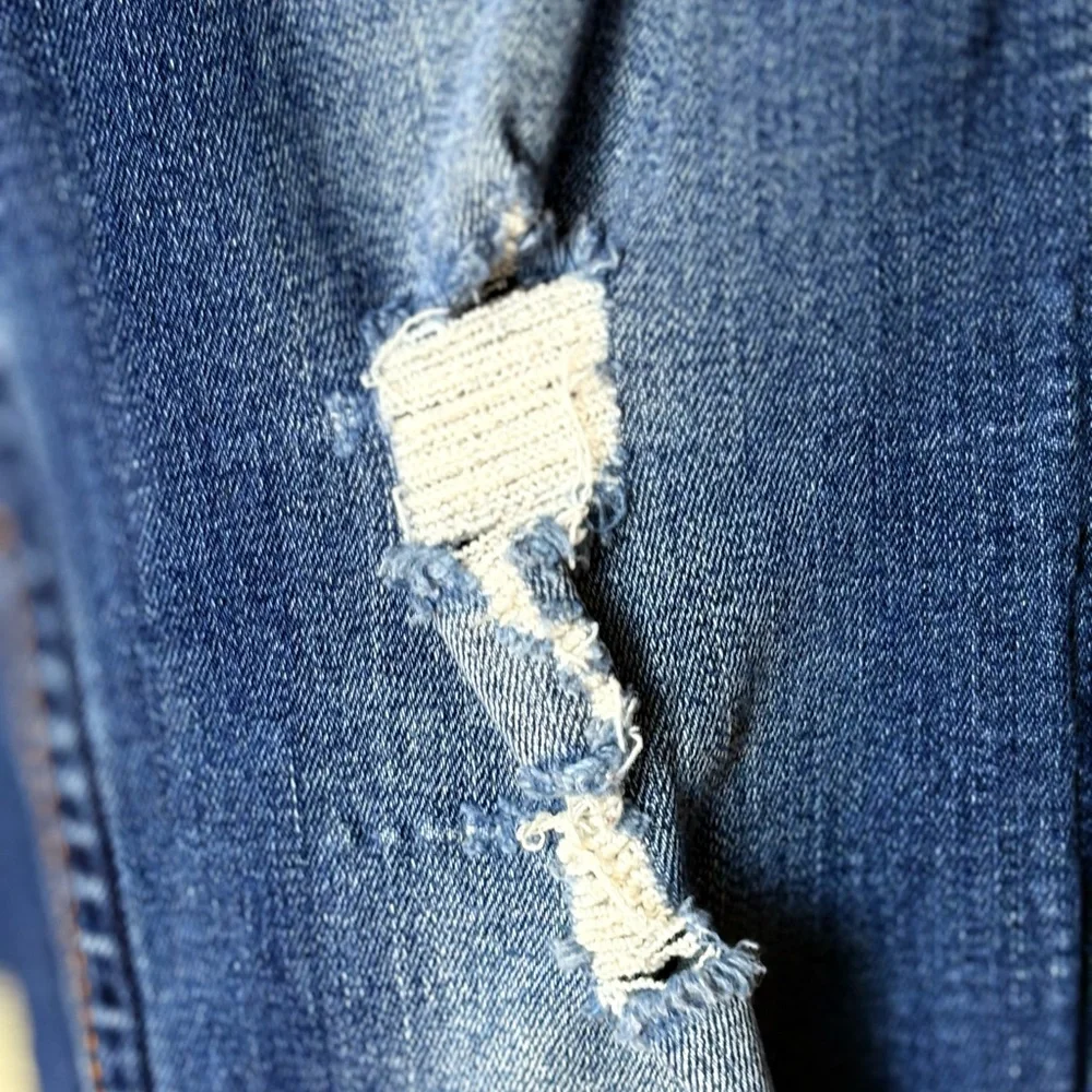 Women's Blue Distressed Jeans - Picture 5 of 9